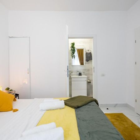 Ferienwohnung Light-Monza-Unirii Bukarest Exterior foto